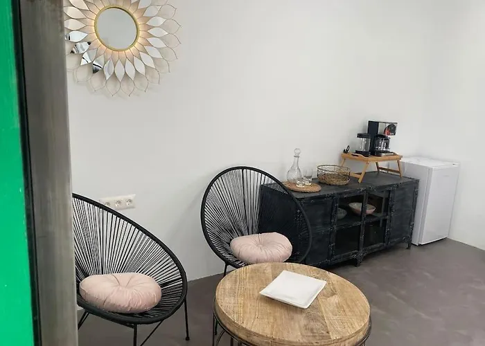 Lovely Studio In Original Finca